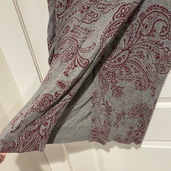 Lucky brand Paisley Print Gray and purple open back sweater Women's Top XS - Picture 6 of 7